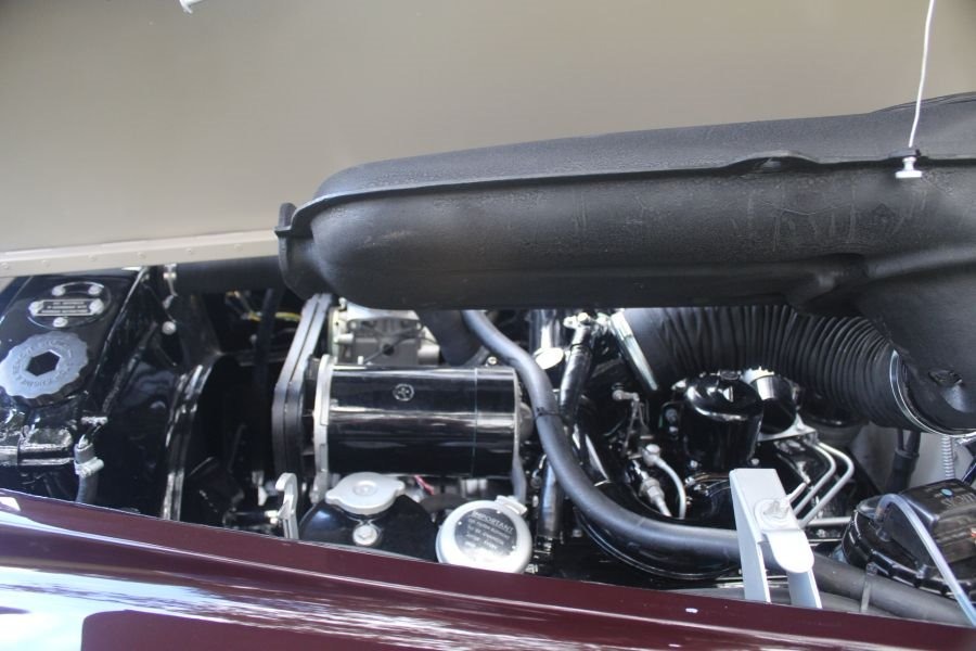 Used-1963-Rolls-Royce-Silver-Cloud-III-HJ-Mulliner-Drophead-Coupe