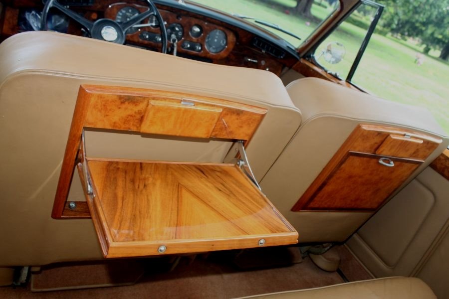 Used-1963-Rolls-Royce-Silver-Cloud-III-HJ-Mulliner-Drophead-Coupe