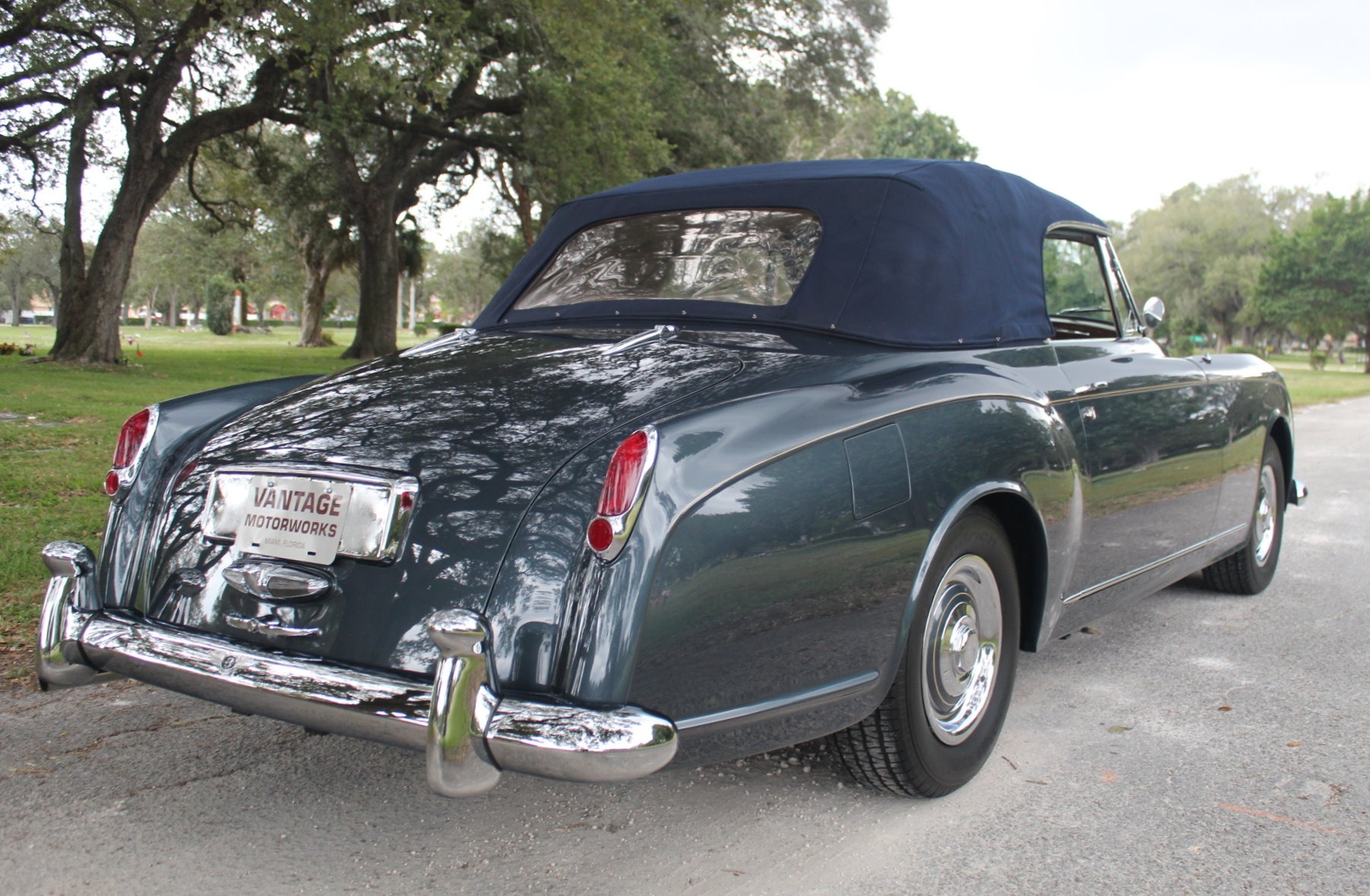 Used-1958-Bentley-S1-Continental-Convertible