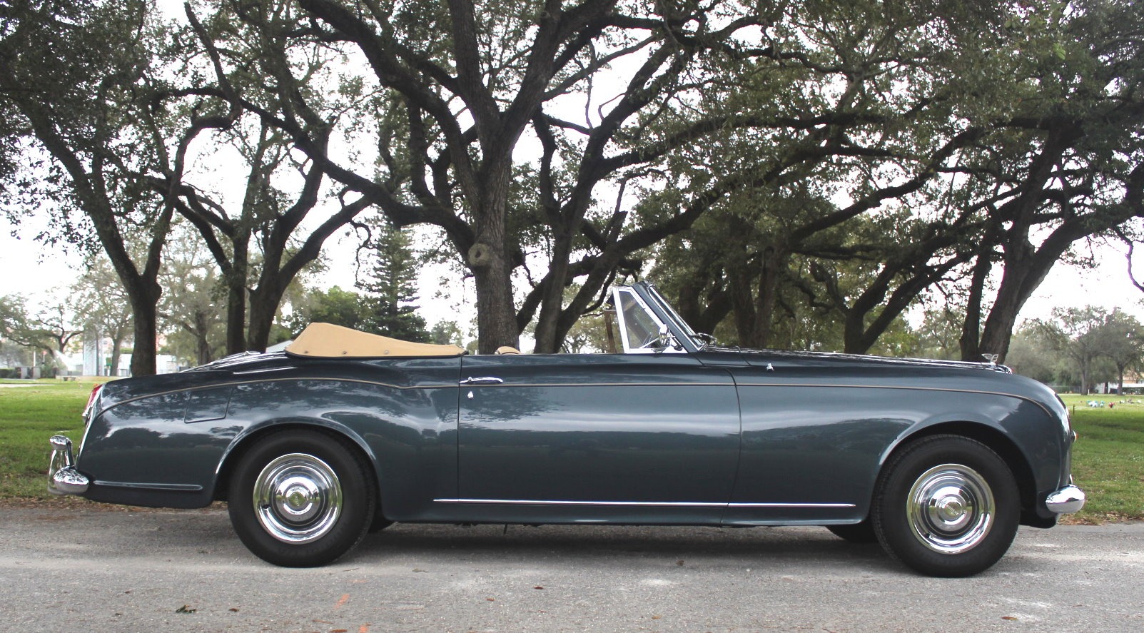 Used-1958-Bentley-S1-Continental-Convertible