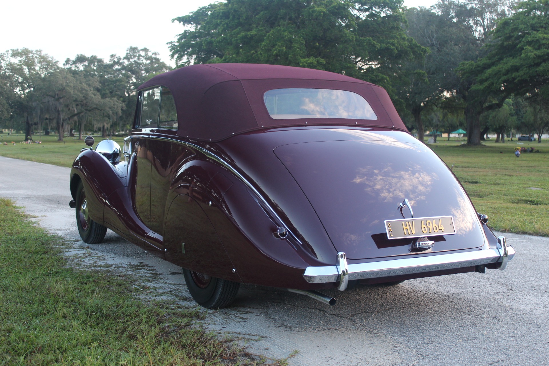 Used-1948-Rolls-Royce-Wraith-Drophead-Gurney-Nutting-/-James-Young