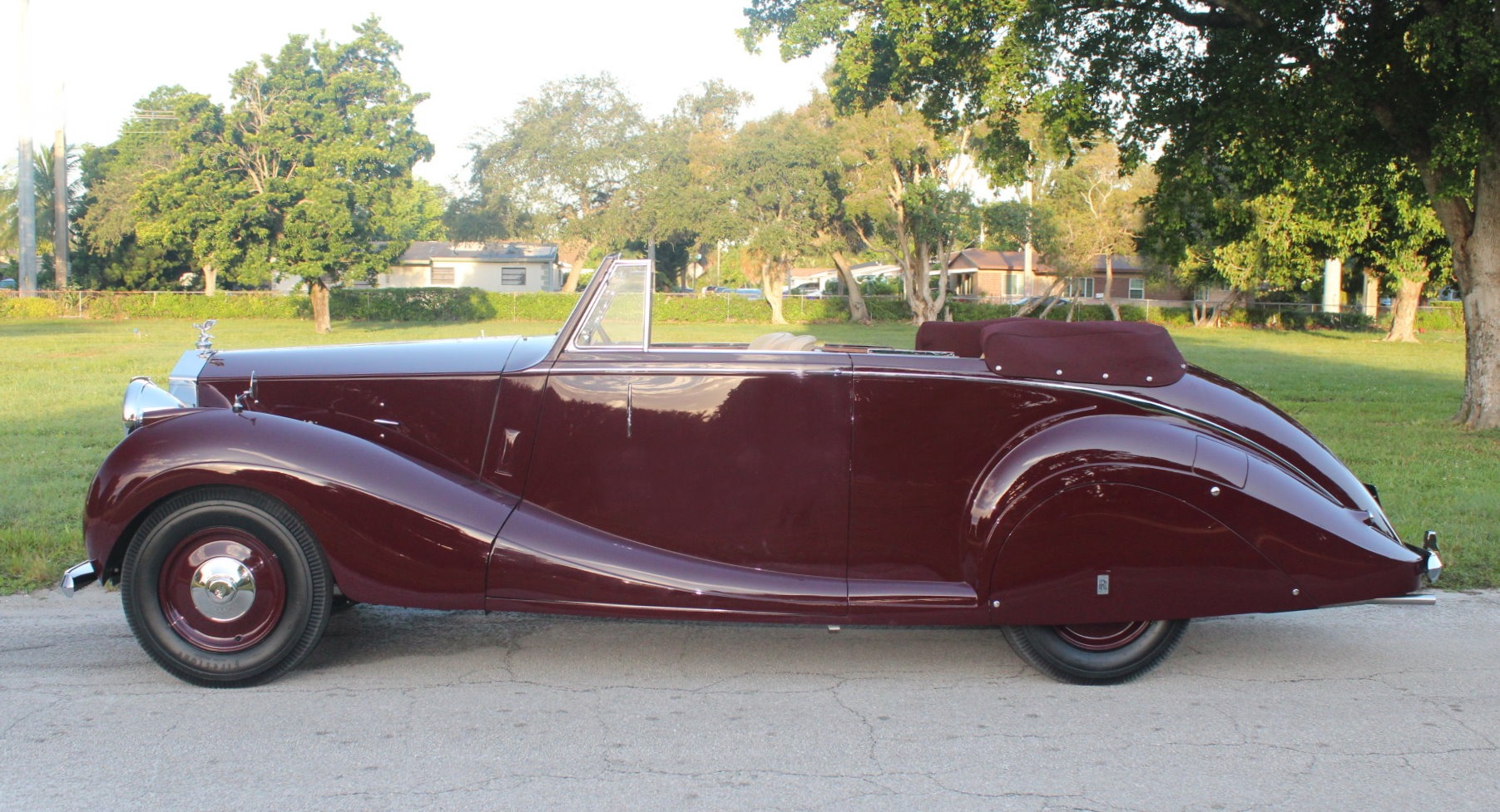 Used-1948-Rolls-Royce-Wraith-Drophead-Gurney-Nutting-/-James-Young
