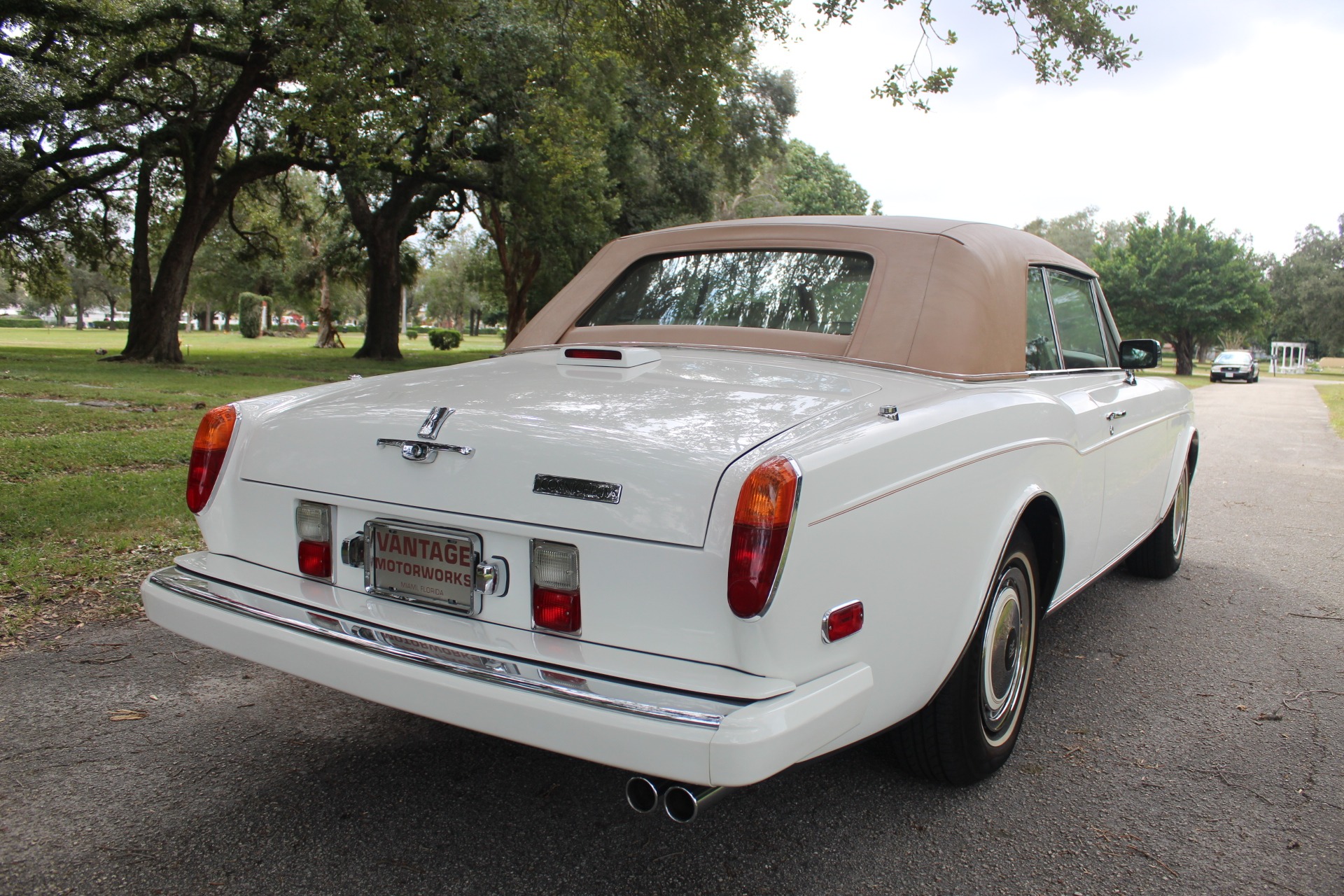 Used-1994-Rolls-Royce-Corniche-IV-2nd-Series