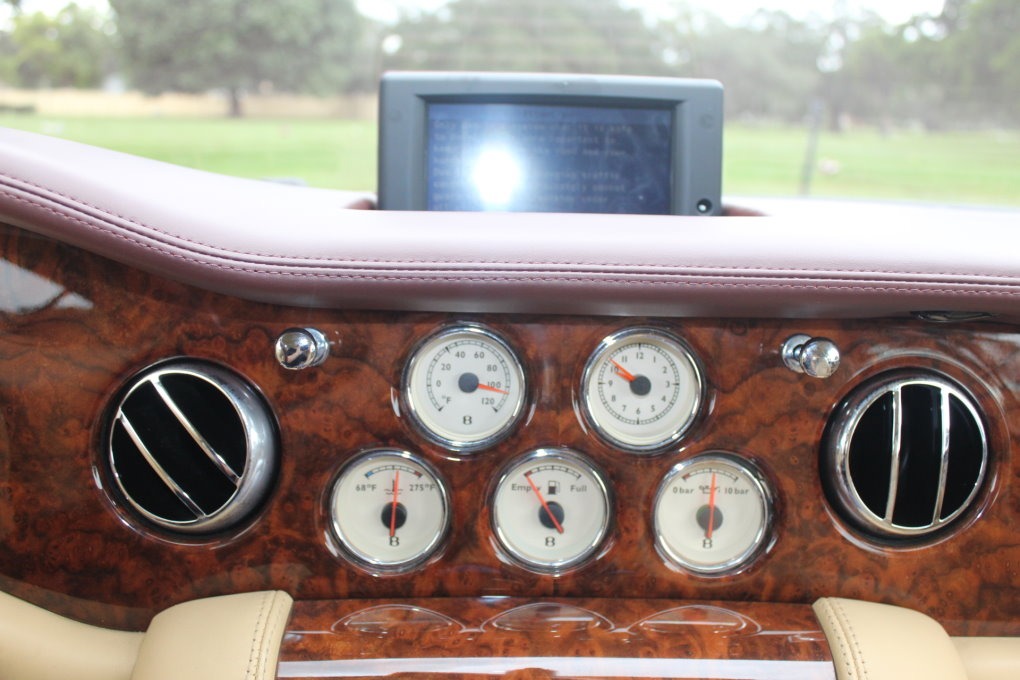 Used-2009-Bentley-Azure
