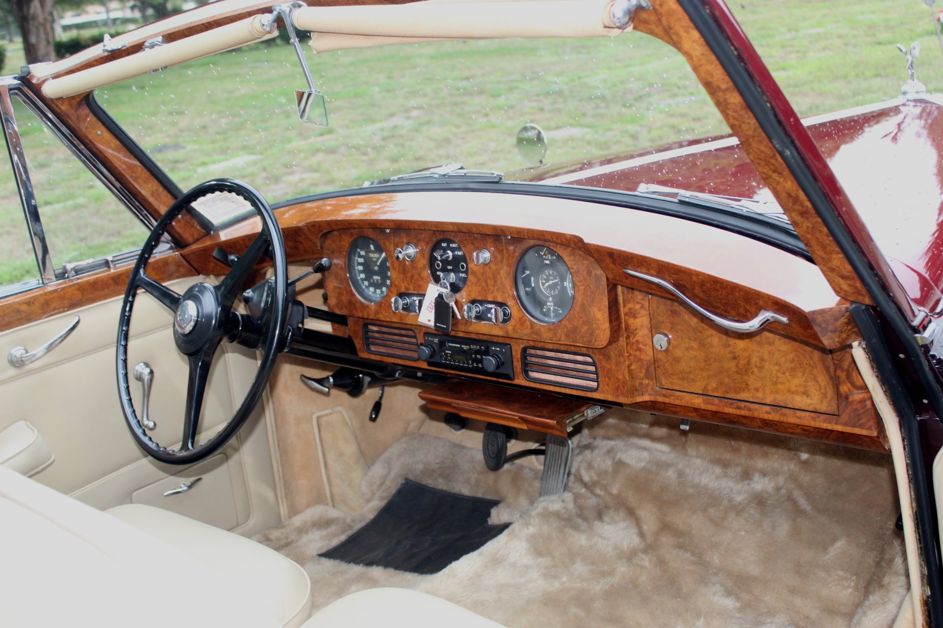 Used-1958-Rolls-Royce-Silver-Cloud-2-Door-Sedanca-Coupe