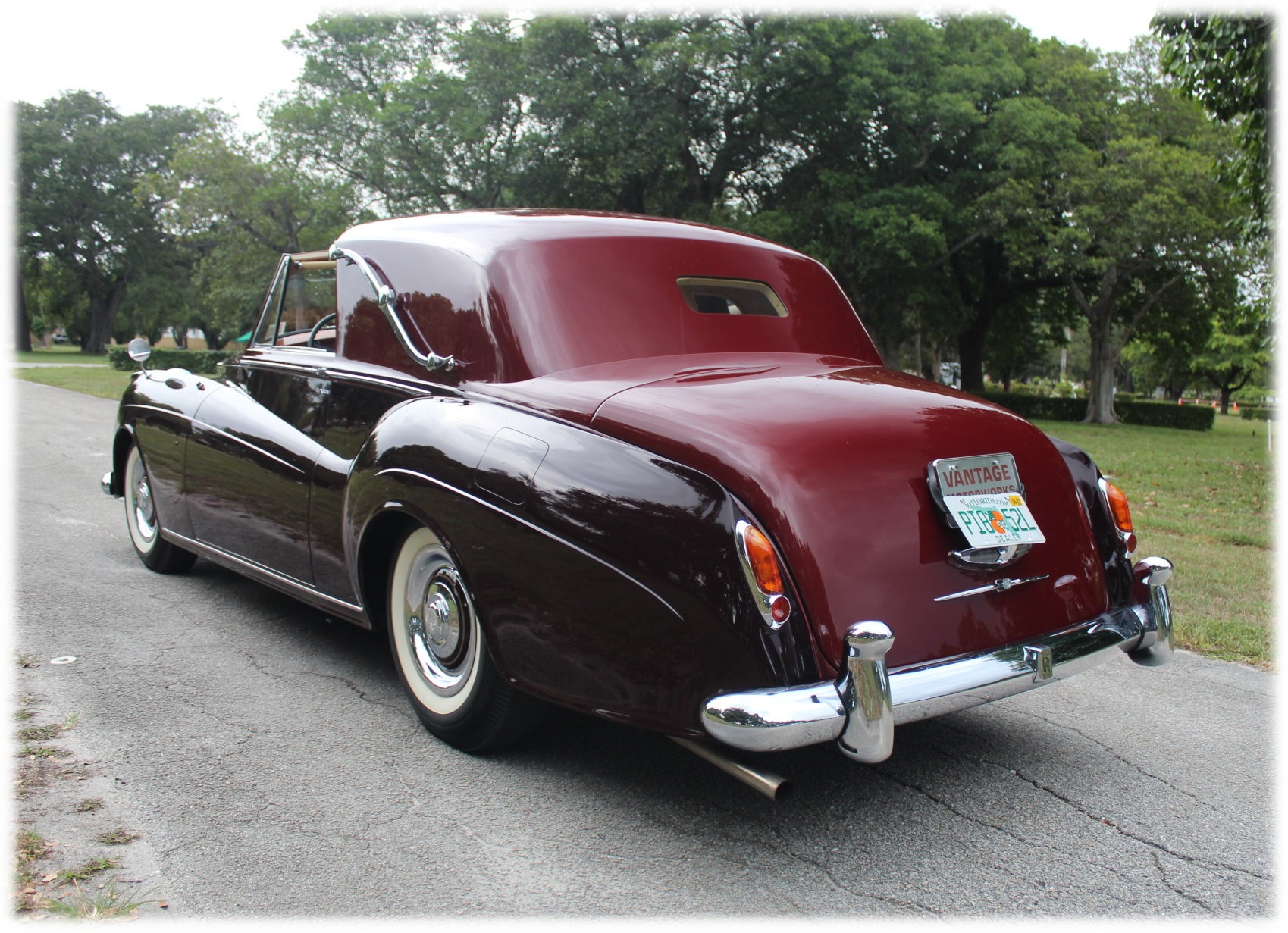 Used-1958-Rolls-Royce-Silver-Cloud-2-Door-Sedanca-Coupe