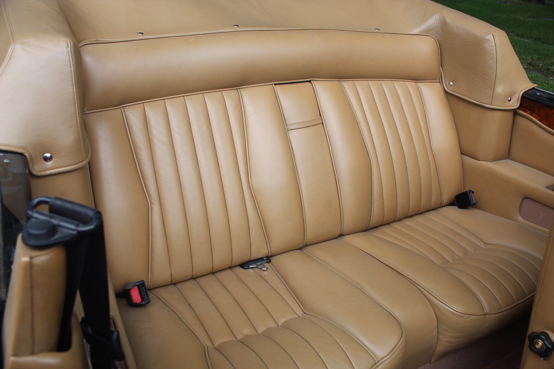 Used-1987-Plus-Rolls-Royce-Corniche-II-Convertible