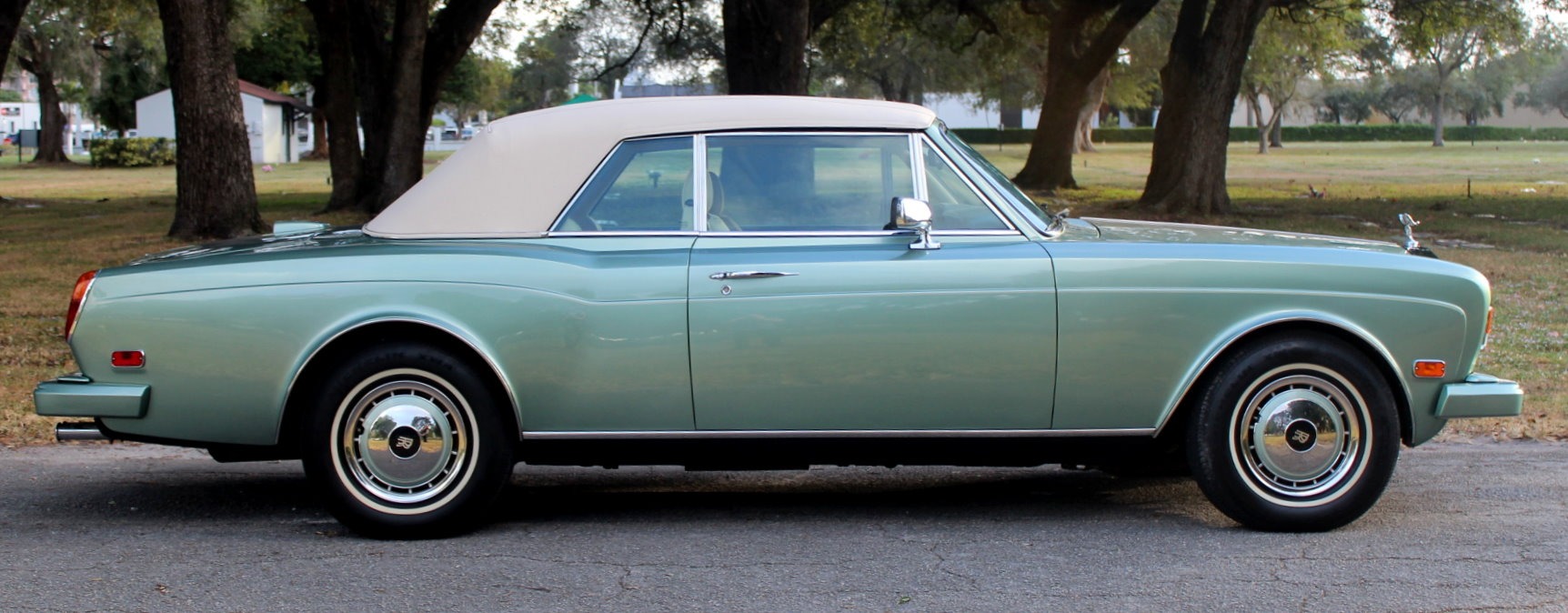Used-1994-Rolls-Royce-Corniche-IV-2-Door