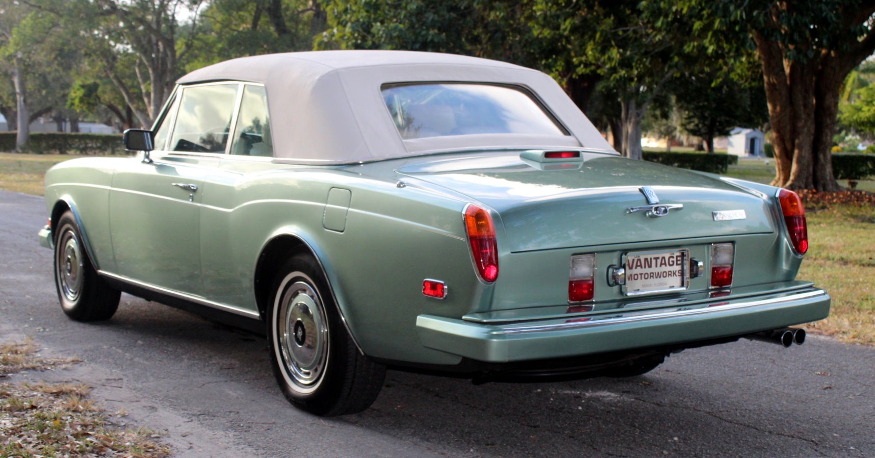 Used-1994-Rolls-Royce-Corniche-IV-2-Door