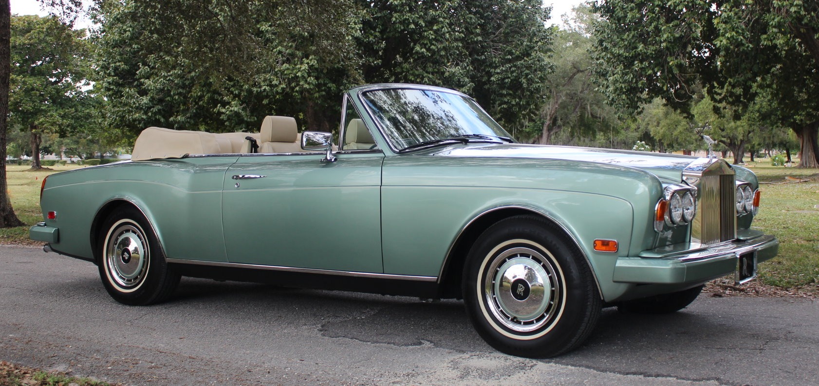 Used-1994-Rolls-Royce-Corniche-IV-2-Door