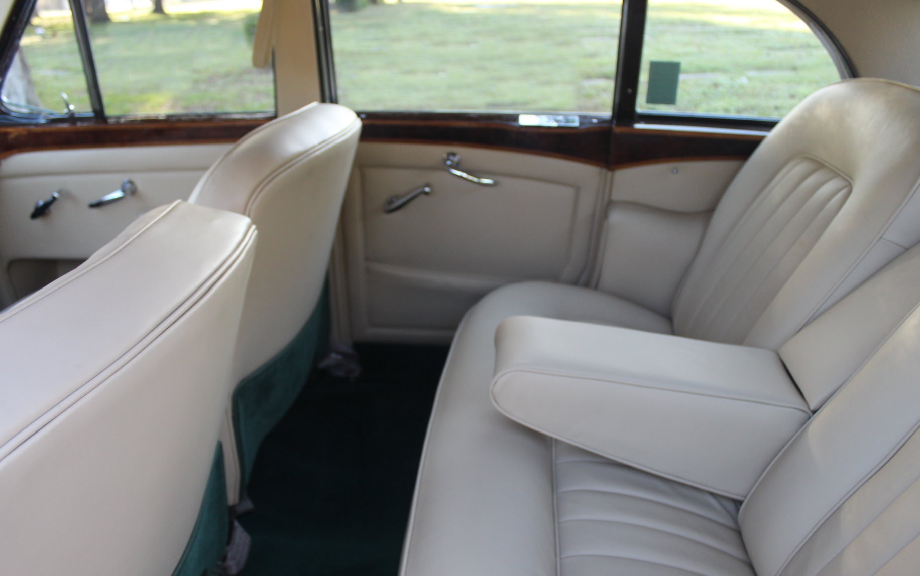 Used-1961-BENTLEY-S-2-Continental-HJ-Mulliner