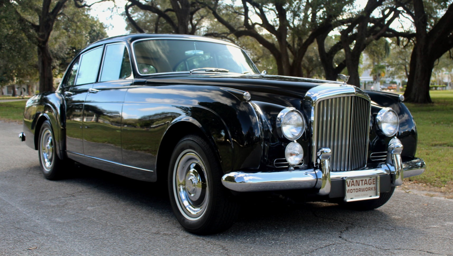 Used-1961-BENTLEY-S-2-Continental-HJ-Mulliner