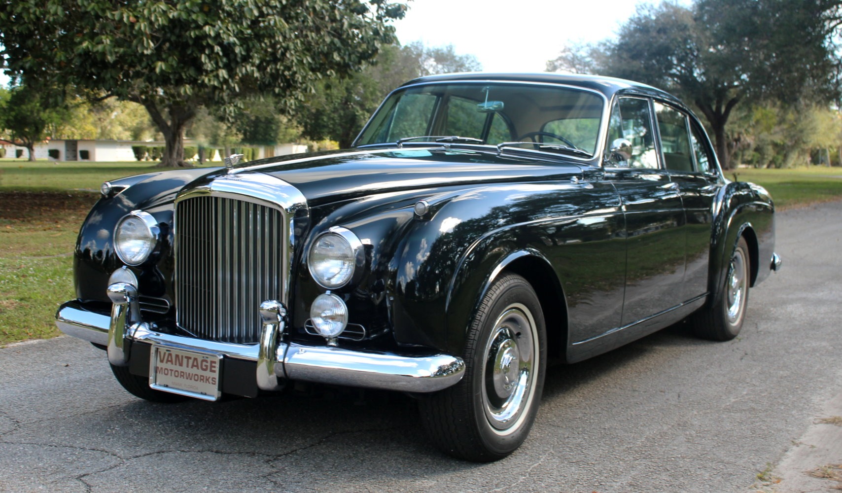 Used-1961-BENTLEY-S-2-Continental-HJ-Mulliner