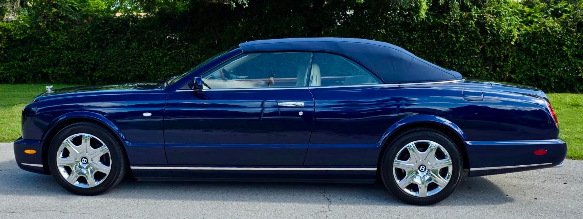 Used-2007-Bentley-Azure