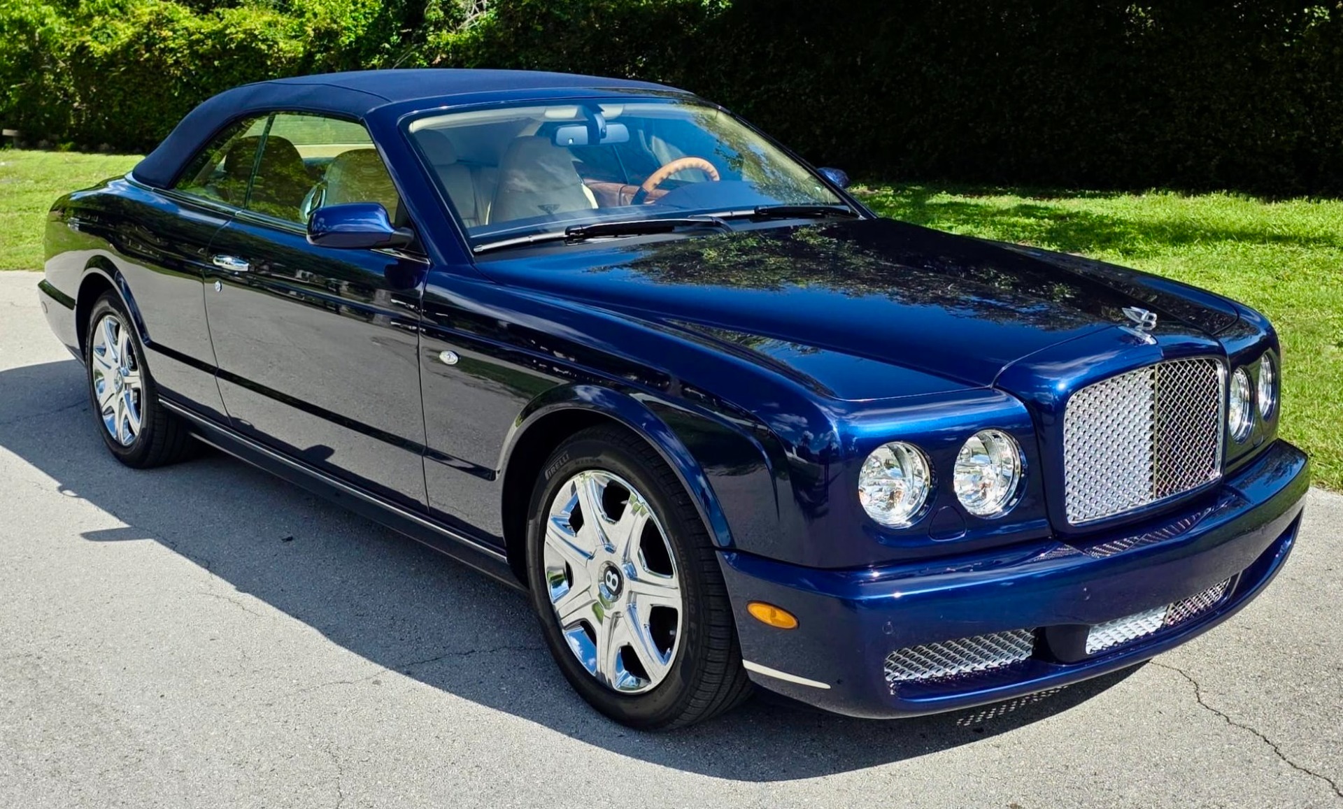 Used-2007-Bentley-Azure