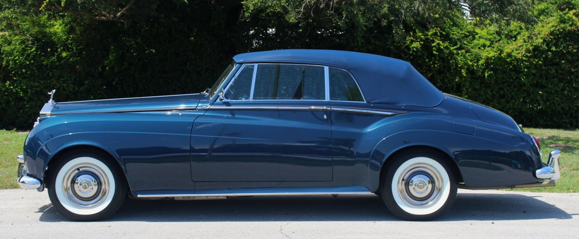 Used-1960-Rolls-Royce-Silver-Cloud-II-HJ-Mulliner-Convertible