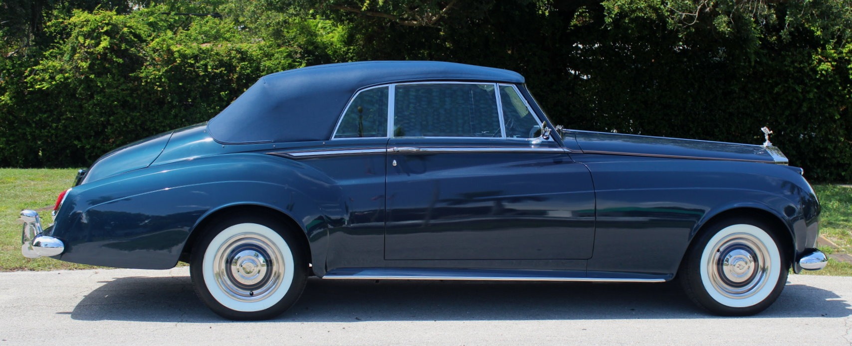 Used-1960-Rolls-Royce-Silver-Cloud-II-HJ-Mulliner-Convertible