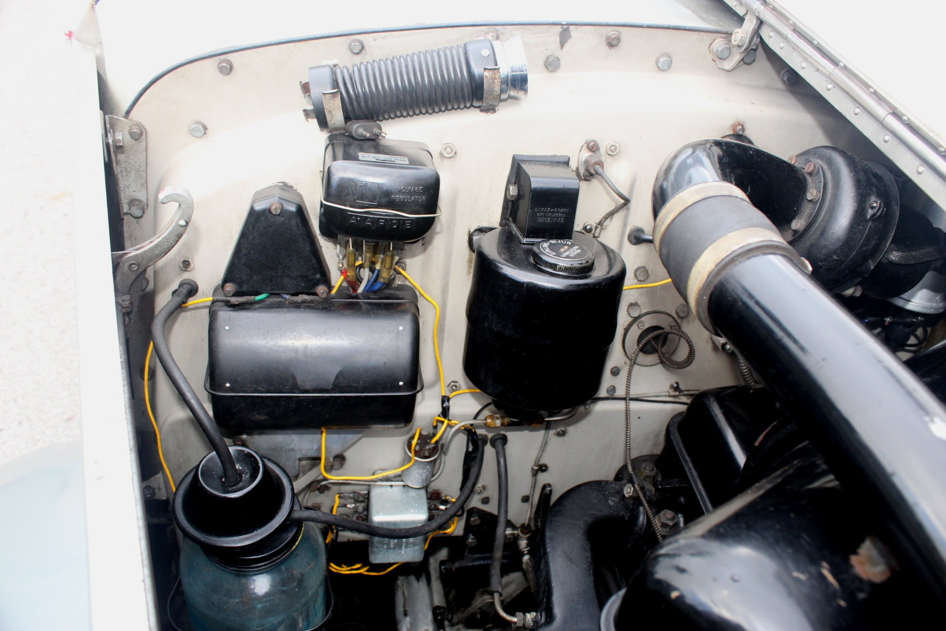 Used-1952-Rolls-Royce-Silver-Dawn