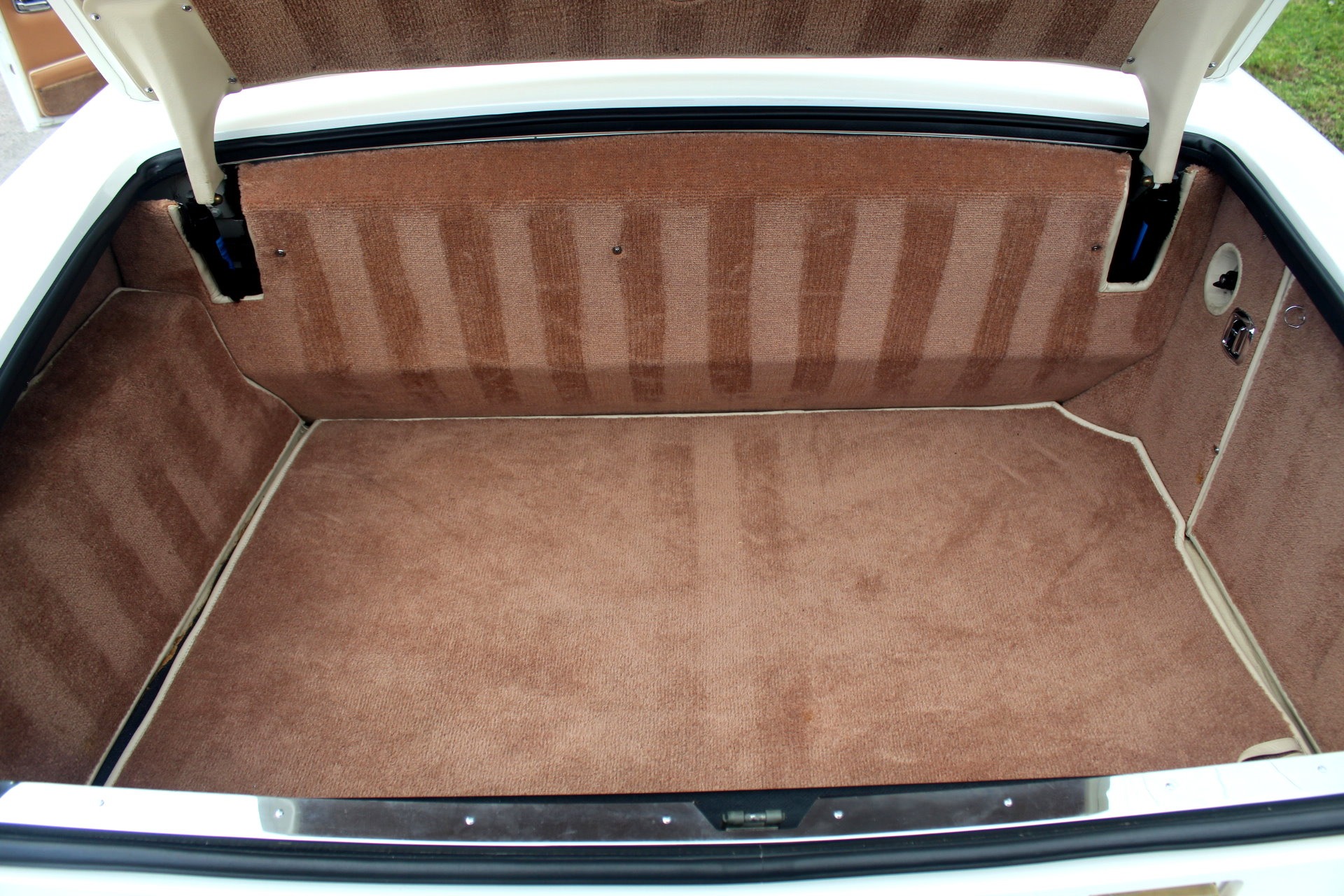 Used-1995-Bentley-Continental-Convertible