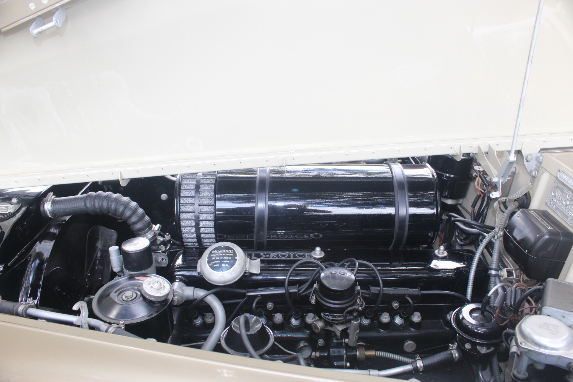 Used-1959-Rolls-Royce-Silver-Cloud-I-HJ-Mulliner