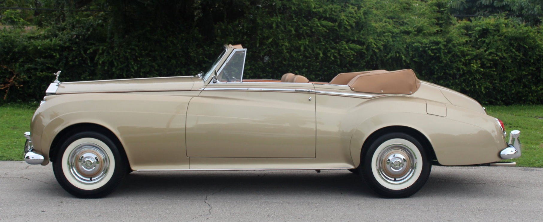 Used-1959-Rolls-Royce-Silver-Cloud-I-HJ-Mulliner