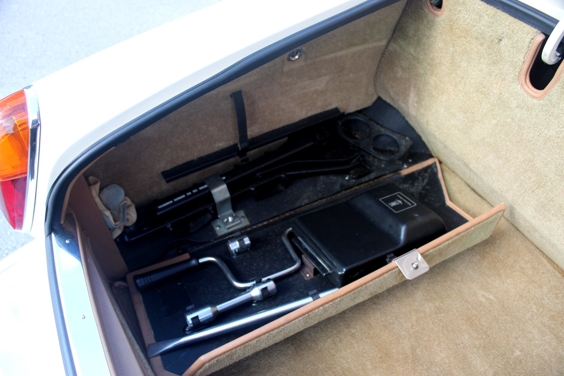 Used-1991-Bentley-Continental-Convertible