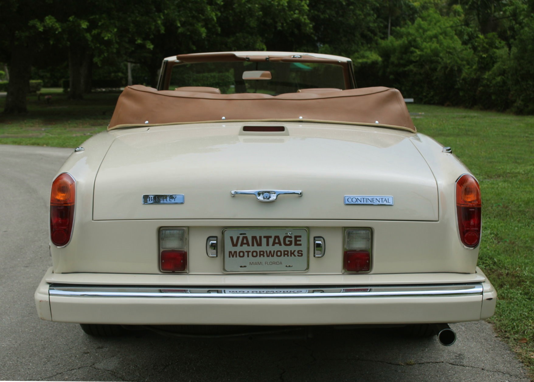 Used-1991-Bentley-Continental-Convertible