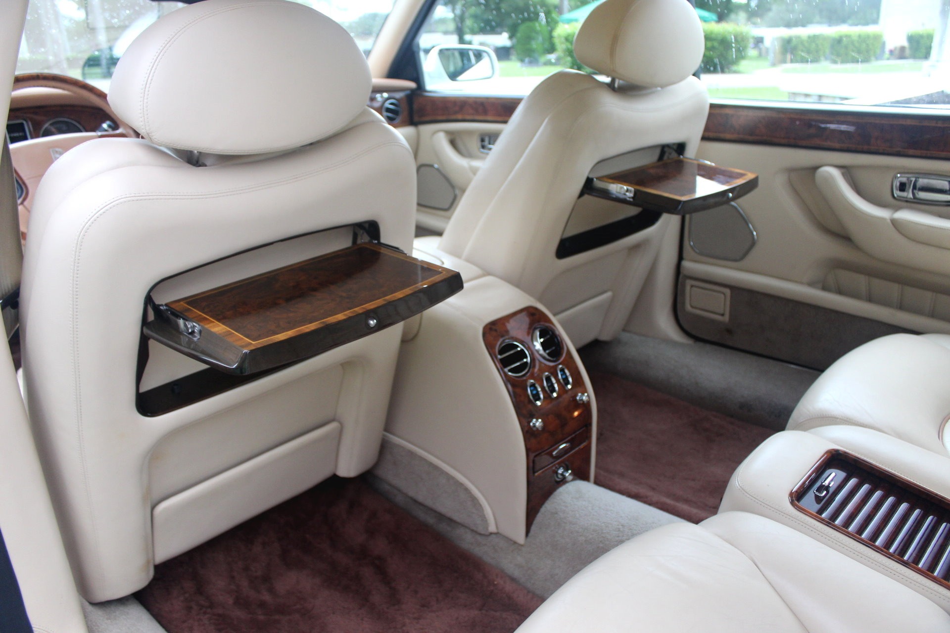 Used-2001-Rolls-Royce-Park-Ward