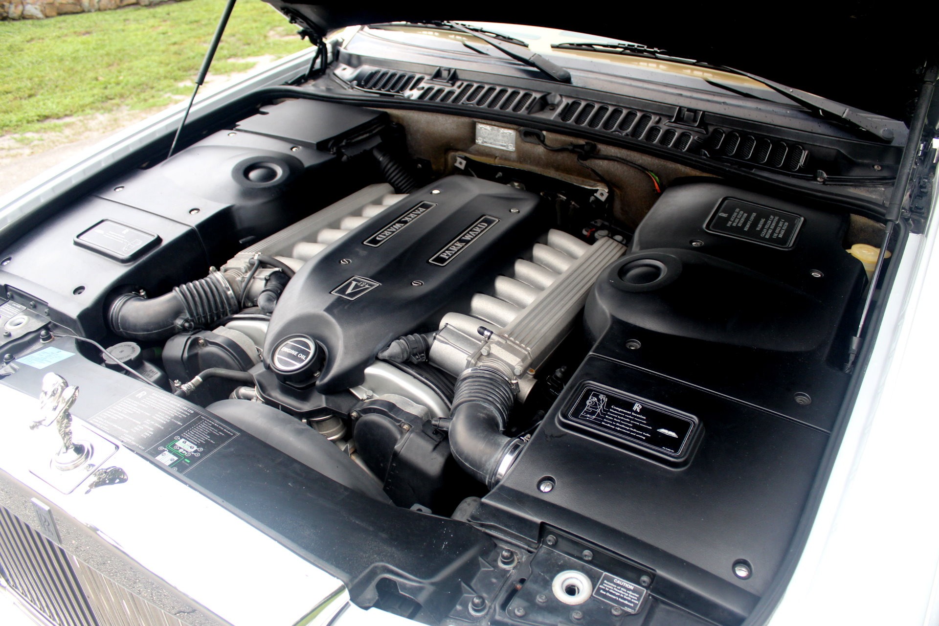 Used-2001-Rolls-Royce-Park-Ward